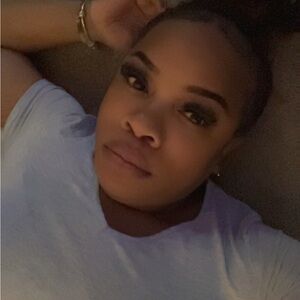 Meet your Posher, Tiaune